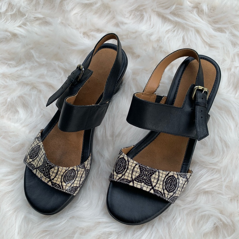 Naturalizer Vibrant Black/White open toe sandal - Picture 3 of 8